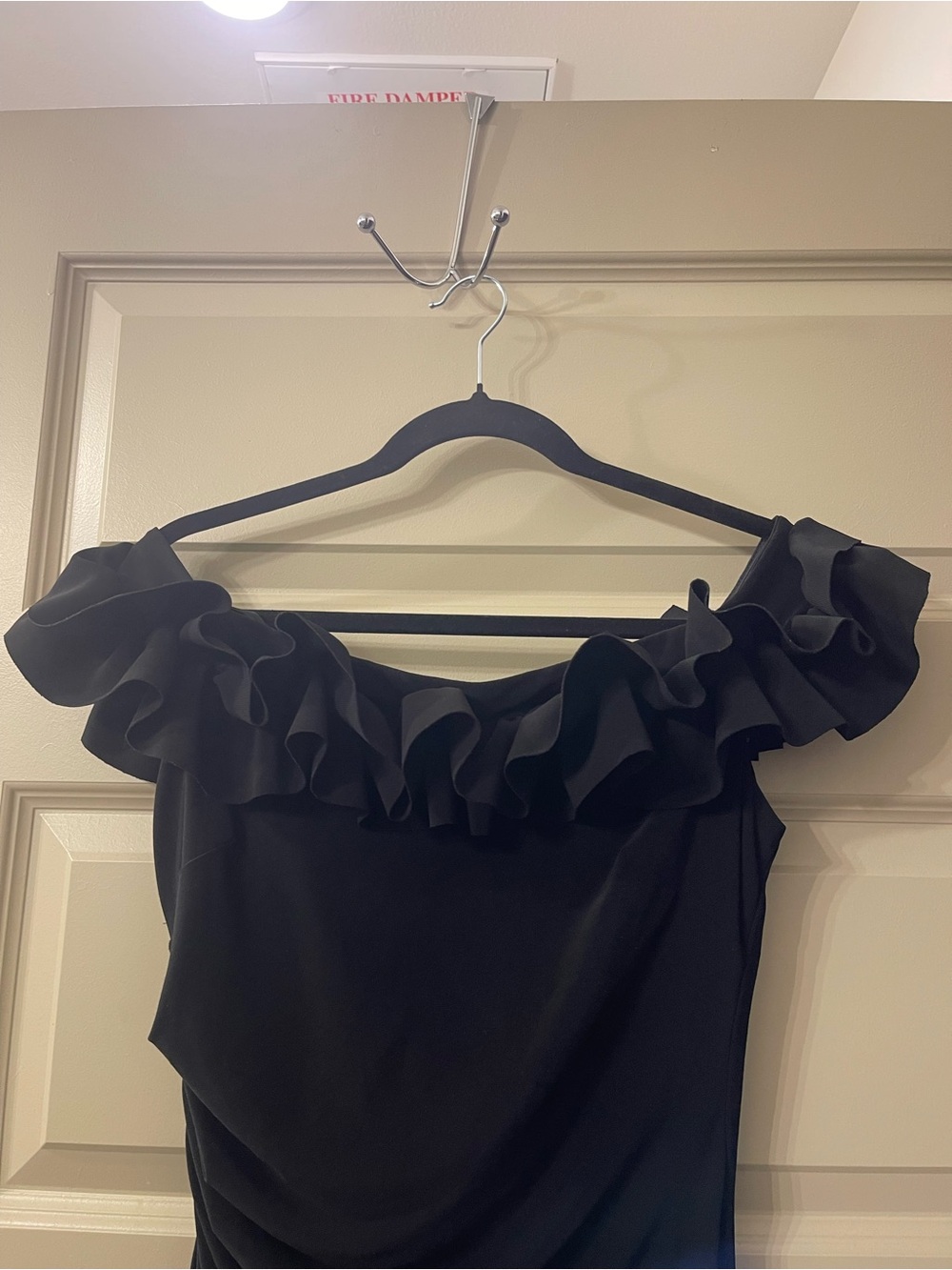 Xscape Stretch Black Off-Shoulder Ruffle Cocktail Dress Long Women’s (Size 8)